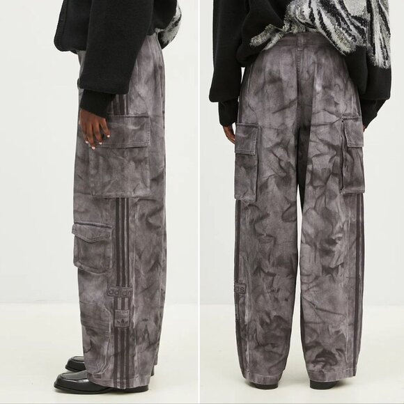 Adidas Originals Premium XXL Baggy Cargo PANTS Sz 14 Gray Purple Print NEW $190 - Picture 2 of 15